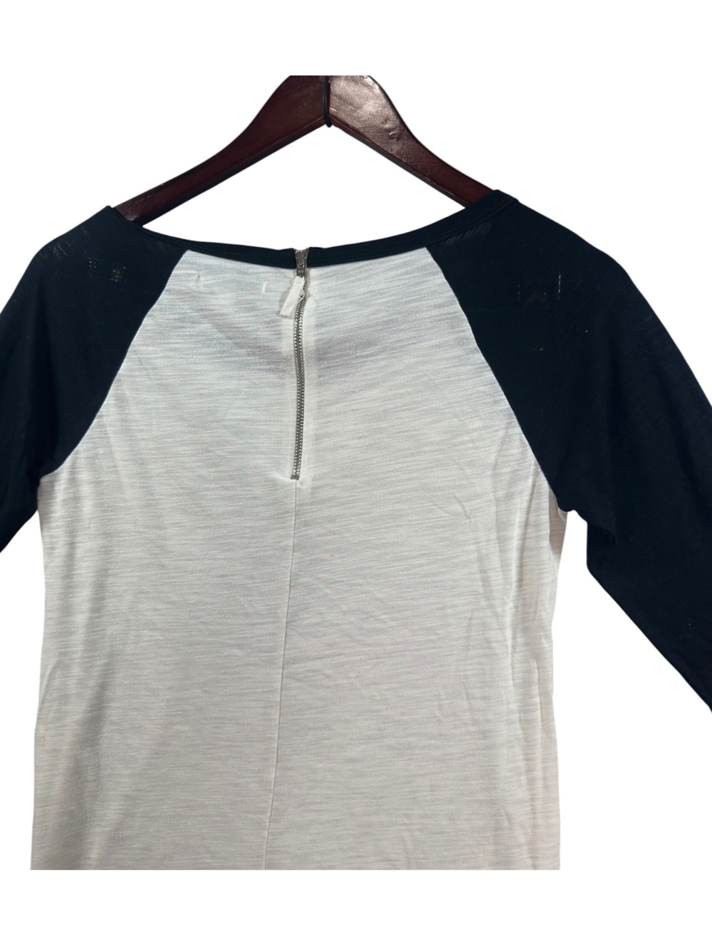American Eagle Outfitters Black & White Raglan Baseball Top Size XS